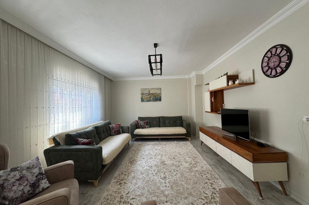 BORNOVA PINARBAŞI'NDA 3+1 ARAKAT SATILIK DAİRE 