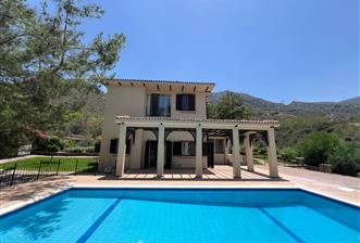 Amazing detached 5+2 villa for rent in Bellapais, Kyrenia. UNFURNISHED