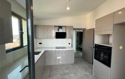 ACIBADEM KONAKLARINDA DENİZ GÖREN SATILIK 4+1 DUBLEKS DAİRE