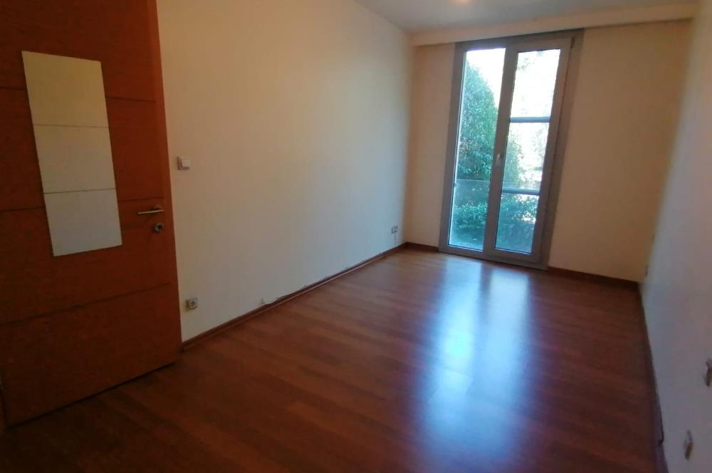 Zekeriyaköy’de, Koç Batı Yurduna Komşu Kiralık 1+1 Daire