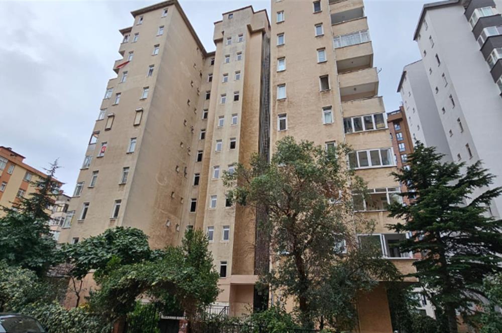 Maltepe Yalı Mahallesi'nde 3+1 Satılık Daire Marmarayn Yanı Başı