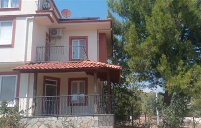 Fethiye Karadere de Satılık 5+1 Triplex Villa Havuzlu Site İçinde