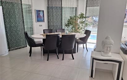 Bodrum Yalıkavak'ta 890 m2 Arsa İçerisinde Satılık Özel Havuzlu ve Deniz Manzaralı 4+1 Villa 