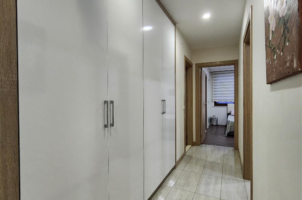 SATILIK 3+1 DAİRE MERDİVENKÖY KOMPLE EŞYALI