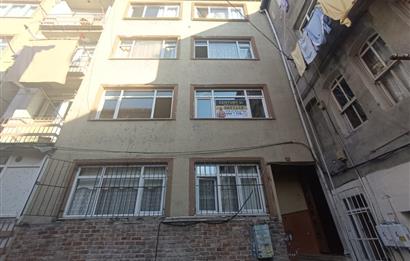 C21 MOLLA TEAM BALAT YÜRÜYÜŞ YOLU ARKA SOKAĞI SATILIK 2+1 DAİRE