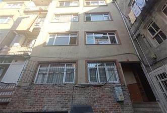 C21 MOLLA TEAM BALAT YÜRÜYÜŞ YOLU ARKA SOKAĞI SATILIK 2+1 DAİRE