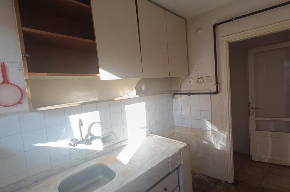 C21 MOLLA TEAM BALAT YÜRÜYÜŞ YOLU ARKA SOKAĞI SATILIK 2+1 DAİRE