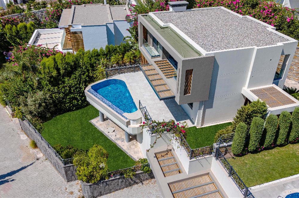 Bodrum Gündoğan'da 6+1 Satılık Müstakil Havuzlu Villa