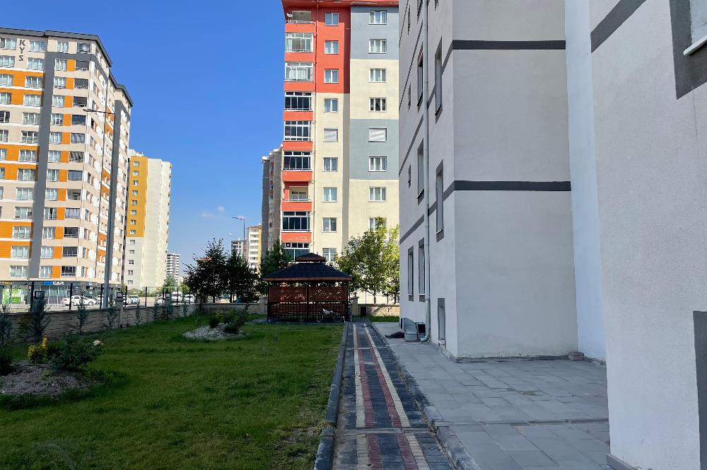 YAKUT MAHALLESİ'NDE ÖNÜ KAPANMAZ SATILIK 3+1 DAİRE