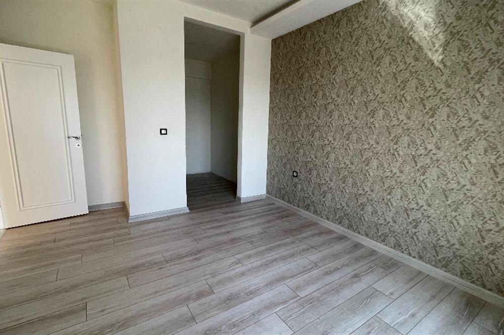 YAKUT MAHALLESİ'NDE ÖNÜ KAPANMAZ SATILIK 3+1 DAİRE