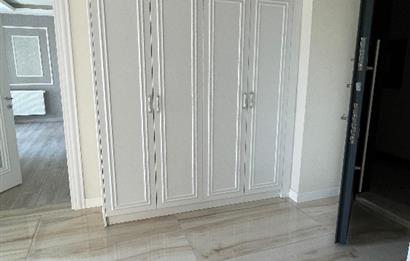 YAKUT MAHALLESİ'NDE ÖNÜ KAPANMAZ SATILIK 3+1 DAİRE