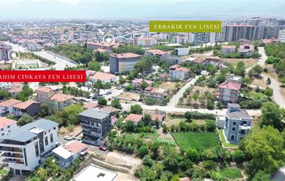 Century21 Net'ten SATILIK Şemikler'de 279m² B+3 Kat köşe parsel