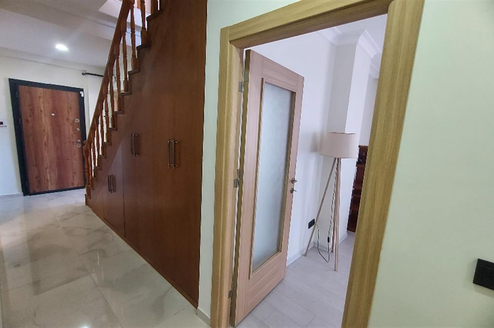 Çekmeköy Merkez Mahallesinde 4+2 Kiralık Dubleks Daire