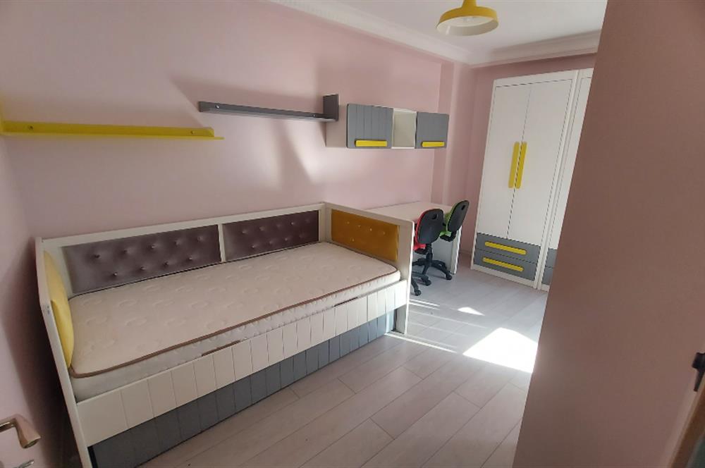 Çekmeköy Merkez Mahallesinde 4+2 Kiralık Dubleks Daire