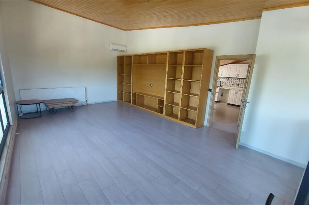 Çekmeköy Merkez Mahallesinde 4+2 Kiralık Dubleks Daire