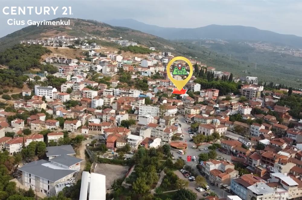 C21 Cius; Umurbey 247.38 m2 Manzaralı 3.Kat Konut İmarlı Arsa