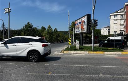 CENTURY 21'DEN İSTANBUL CADDESİ'NDE 3 ADET DÜKKAN FIRSATI