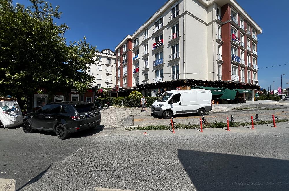 CENTURY 21'DEN İSTANBUL CADDESİ'NDE 3 ADET DÜKKAN FIRSATI