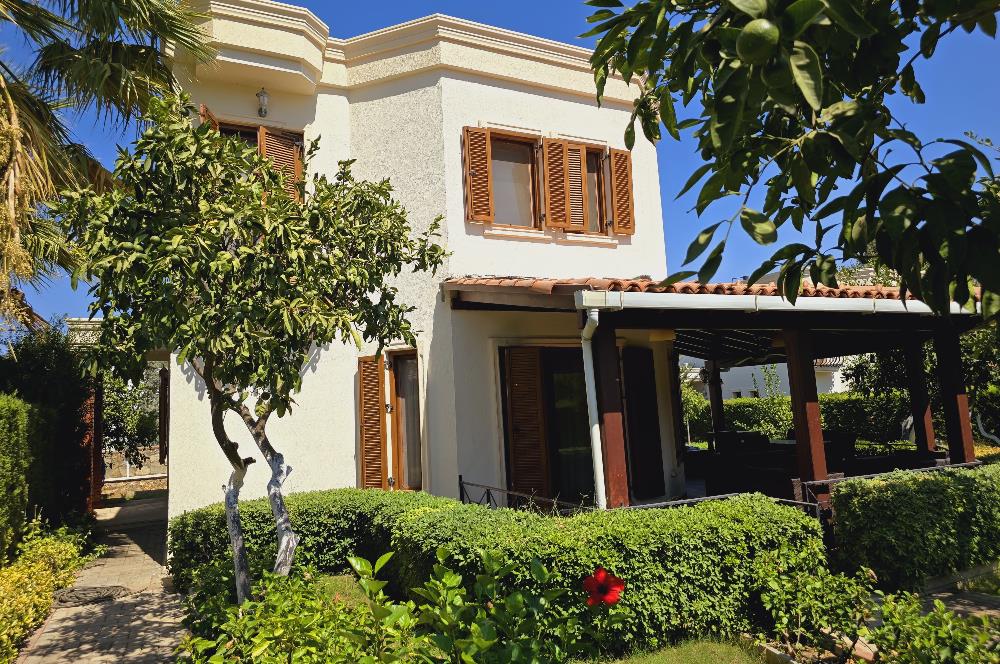 Bodrum Gölköy Denize Yakın Site İçi Tam Müstakil Satılık Villa