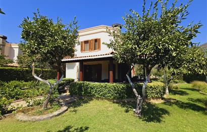 Bodrum Gölköy Denize Yakın Site İçi Tam Müstakil Satılık Villa