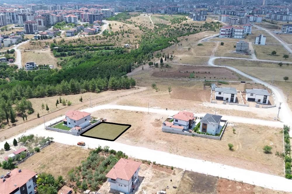 Century 21 Net'ten Şehrin içinde satılık villa parseli