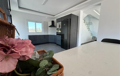 Türk Malı - Ozanköy'de 4 Yatak Odalı Modern Villa, TEK YETKİLİ