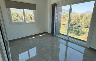 Türk Malı - Ozanköy'de 4 Yatak Odalı Modern Villa, TEK YETKİLİ