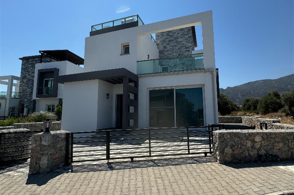 Turkish Title - 4 bedroom Modern Villa in Ozankoy, Sole Agent