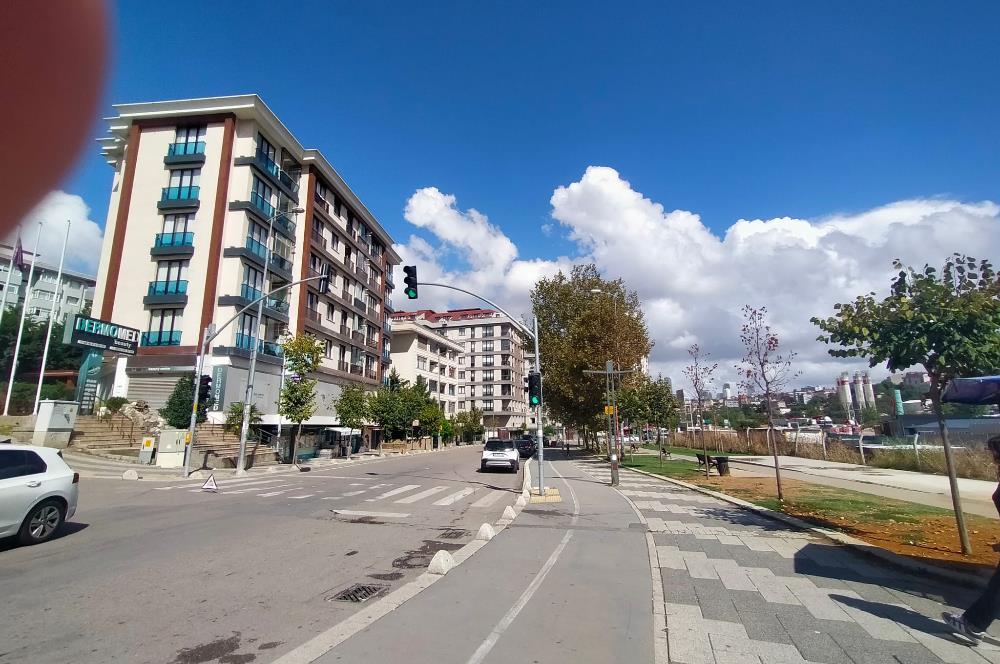 Ataşehir örnek mahallesi satılık 4+2 dubleks daire metroya yakın