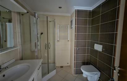 ÇAM KOZA COURT SİTESİNDE GENİŞ KULLANIŞLI 2+1 KİRALIK DAİRE