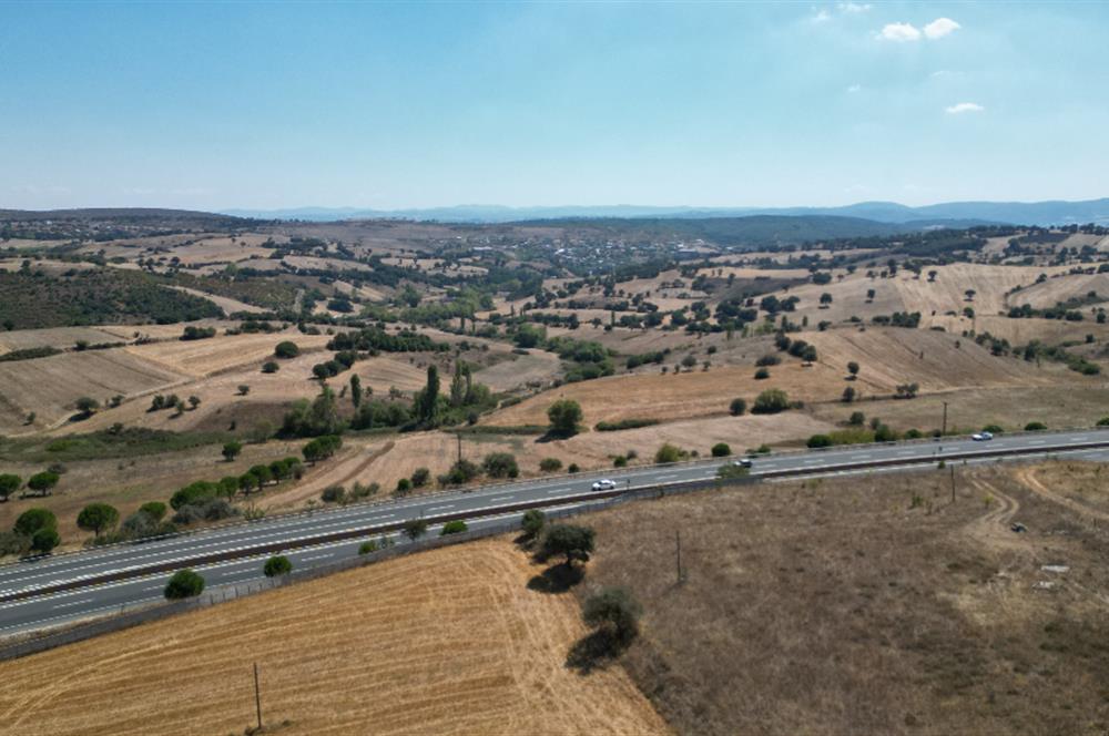 Balıkesir- Edremit Ana Yoluna 102 mt. Cephesi Olan Satılık Tarla 