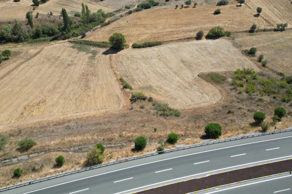 Balıkesir- Edremit Ana Yoluna 102 mt. Cephesi Olan Satılık Tarla 