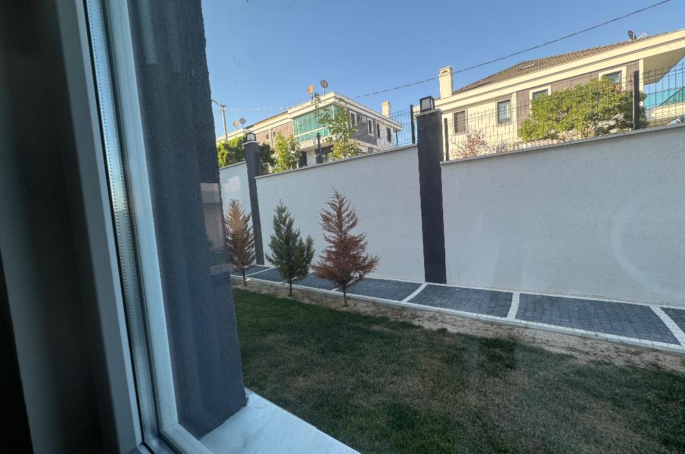 Century 21’den gelişen bölgede 5 + 1 villa