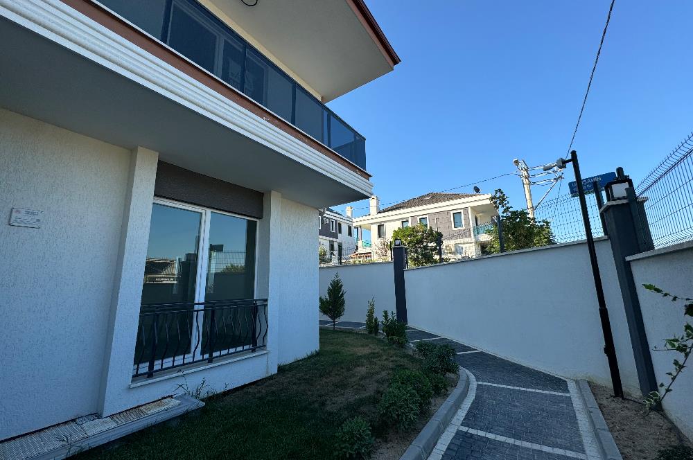 Century 21’den gelişen bölgede 5 + 1 villa