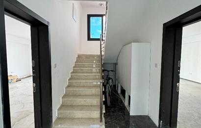 Bu Fırsat Kaçmaz Bu Fiyata Daha İyisini Bulamazsanız! Gönyeli Dürümcü Baba Arkasında Satılık 2+1 Penthouse (Ebeveyn Banyolu) £90.000