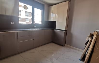 CENTURY 21 SAHRA'DAN 7 YILLIK 3+1 BALKON EBEV. BANYO 104 M2 NET