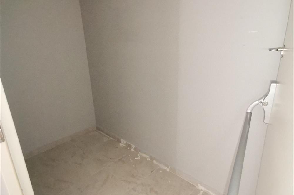 CENTURY 21 SAHRA'DAN 7 YILLIK 3+1 BALKON EBEV. BANYO 104 M2 NET