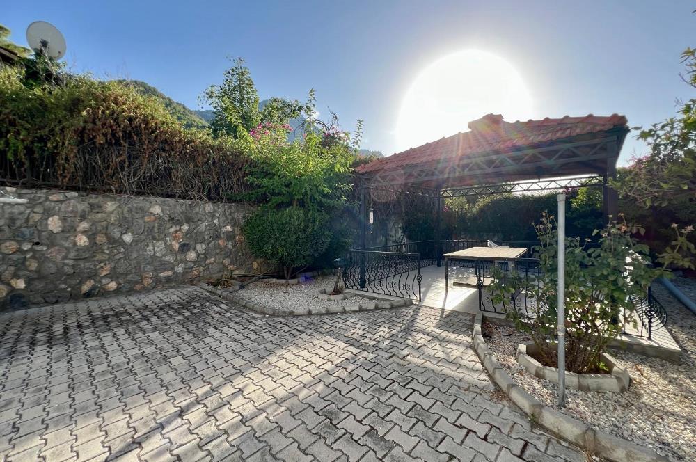 Satılık 3+1 villa, Bellapais, Bellapais manastırı yürüme mesafesinde