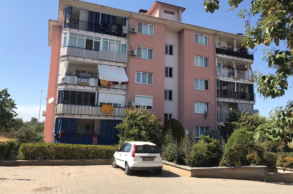 Karahasanlı Mahallesi UmutKent 3 Konutlarında Satılık 2+1 Daire