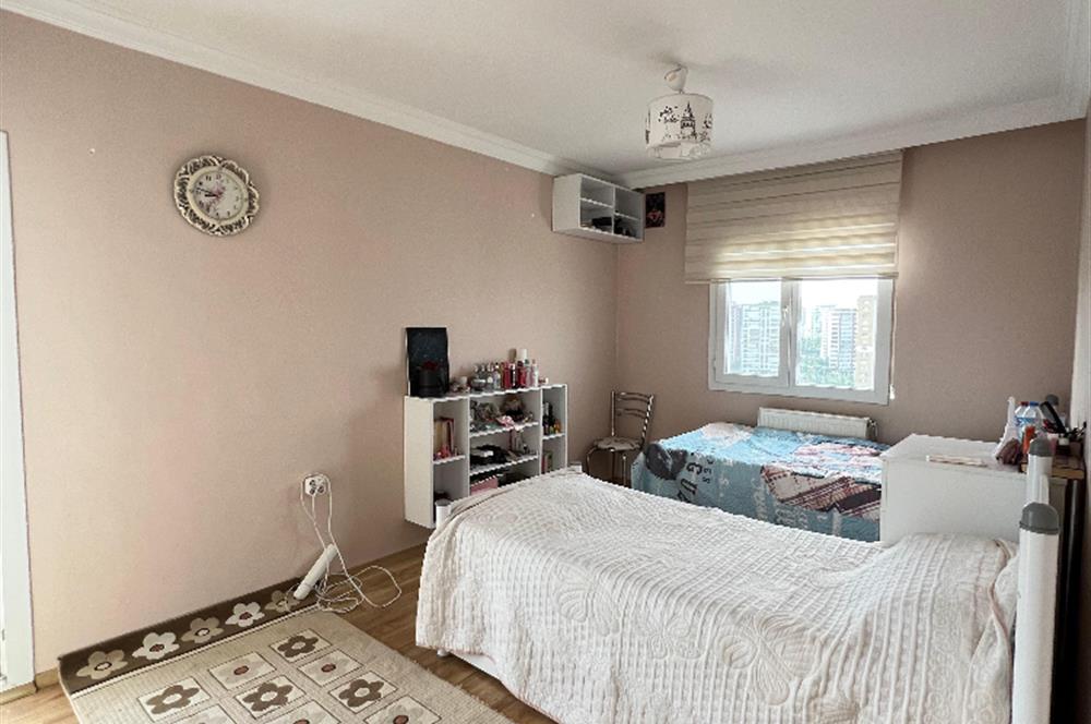 ATA MAHALLESİ ALTINTEPE SİTESİNDE 6+1 DUBLEX DAİRE