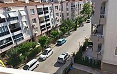 BORNOVA ÖZKANLAR'DA SATILIK 3+1 DAİRE