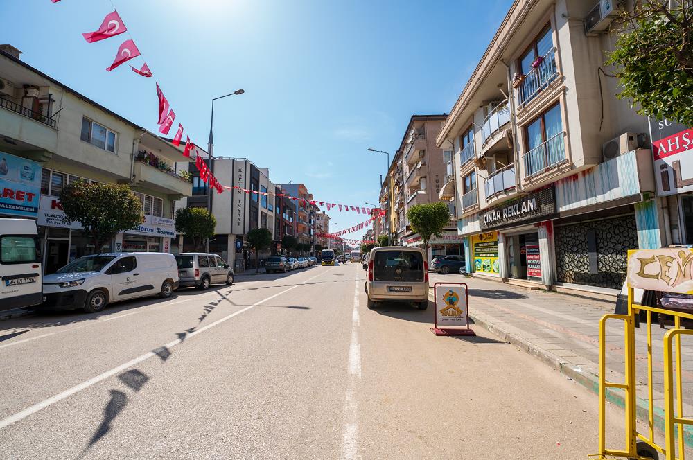 C21 Cius: Gemlik Orhangazi Caddesinde Devren Kiralık Tekel Bayi