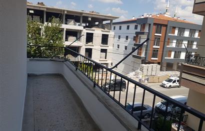 ETİMESGUT MERKEZDE CADDE CEPHELİ 2+1 KİRALIK DAİRE