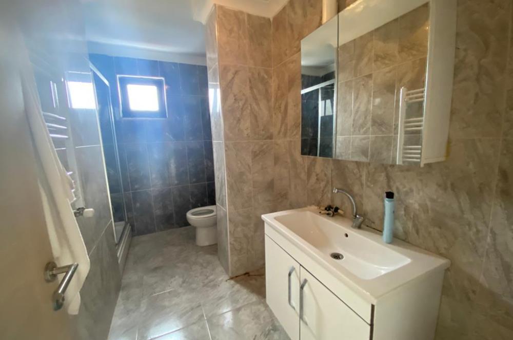 KAYIŞDAĞI AYAZ SOKAKTA 2+1 KOMBİLİ 75m2 5 YILLIK BİNADA SATILIK