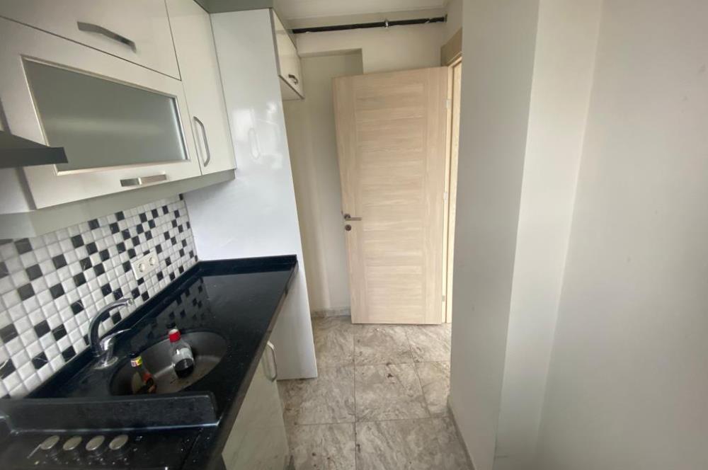 KAYIŞDAĞI AYAZ SOKAKTA 2+1 KOMBİLİ 75m2 5 YILLIK BİNADA SATILIK