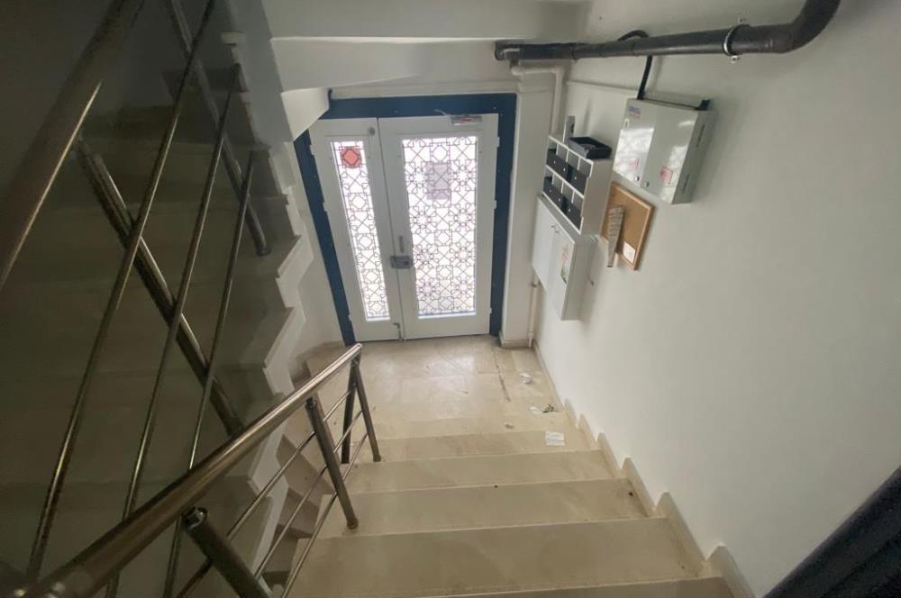 KAYIŞDAĞI AYAZ SOKAKTA 2+1 KOMBİLİ 75m2 5 YILLIK BİNADA SATILIK