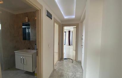 KAYIŞDAĞI AYAZ SOKAKTA 2+1 KOMBİLİ 75m2 5 YILLIK BİNADA SATILIK