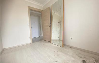 KAYIŞDAĞI AYAZ SOKAKTA 2+1 KOMBİLİ 75m2 5 YILLIK BİNADA SATILIK