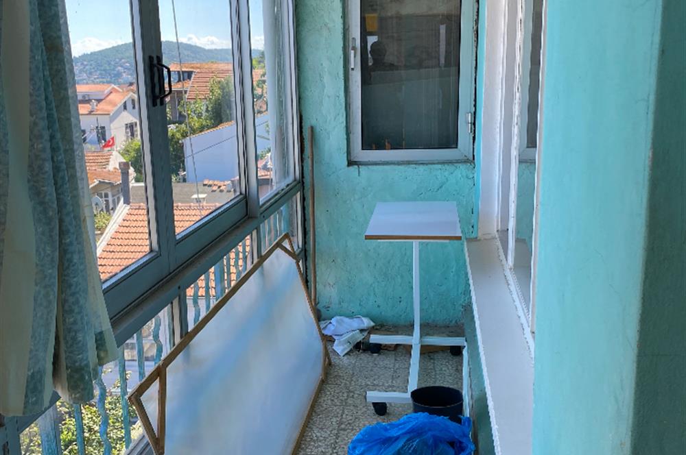 Heybeliada da Kiralık 2+1 Deniz Manzaralı Daire