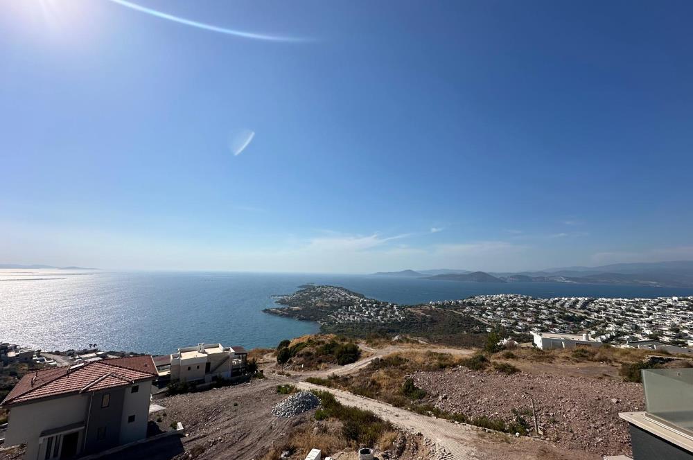 Boğaziçi'nde muhteşem manzaralı, geniş teraslı, havuzlu villa